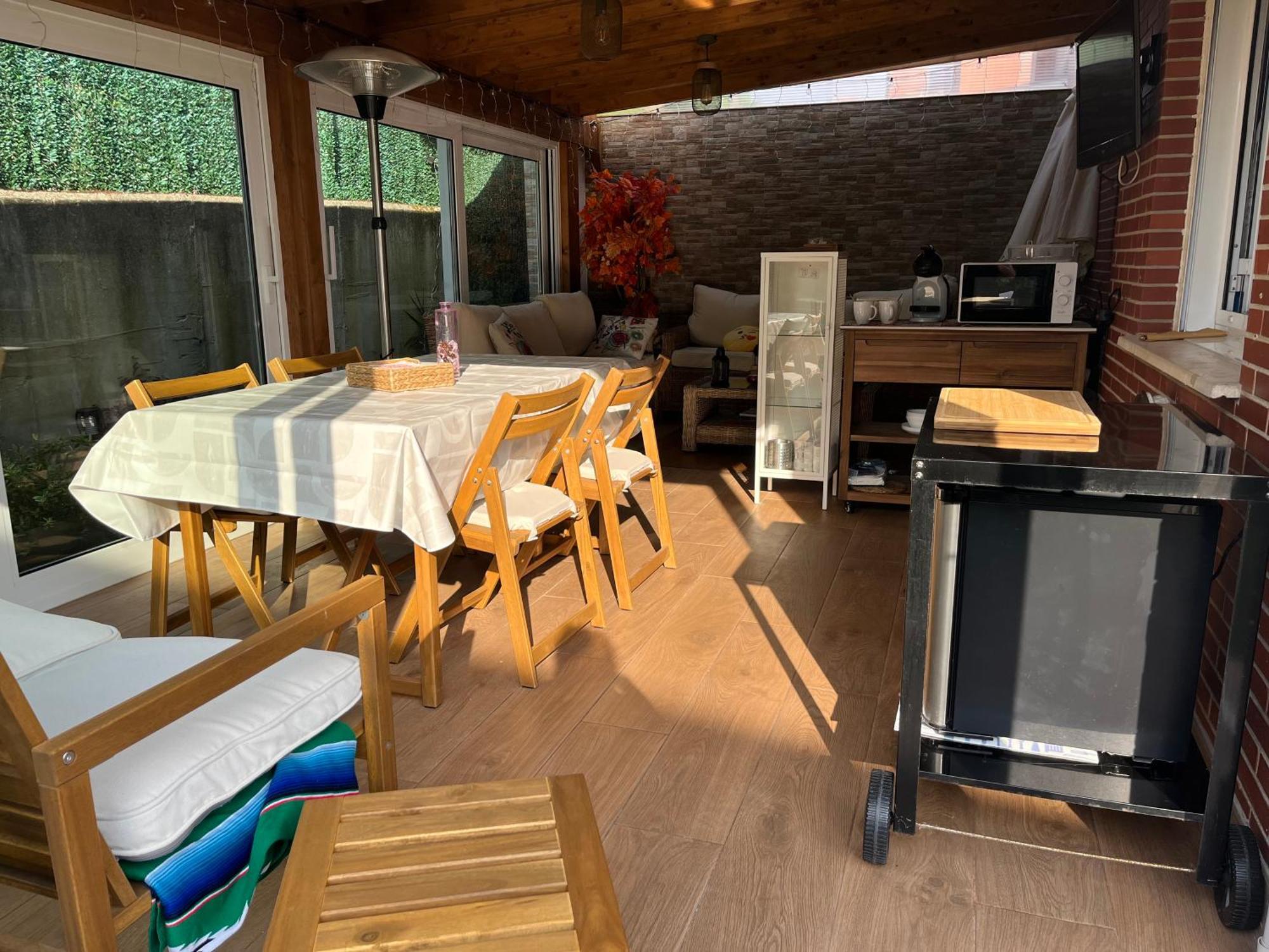 Habitaciones En Chalet Con Jardin Boo De Pielagos Exterior photo